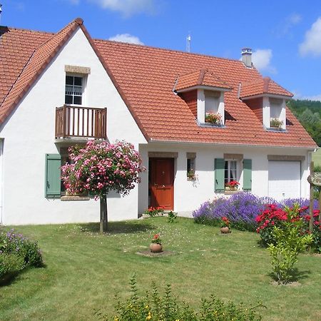 Bed and Breakfast La Bourgade Estreelles Экстерьер фото
