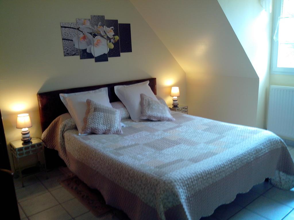 Bed and Breakfast La Bourgade Estreelles Экстерьер фото